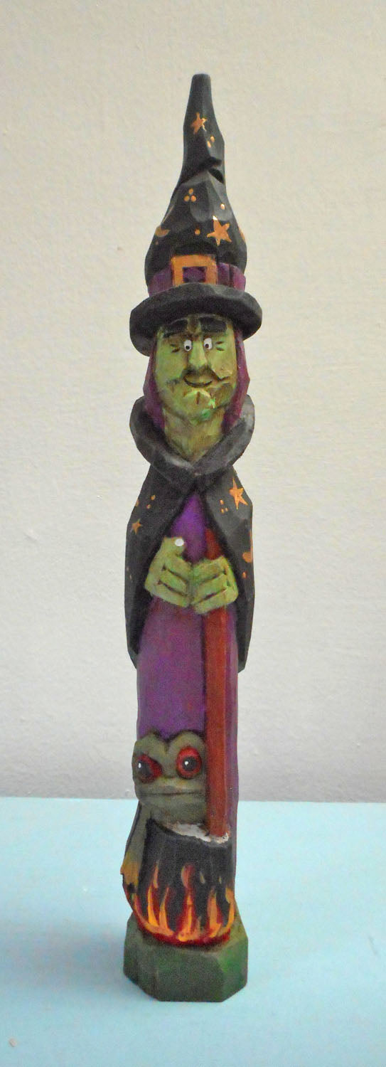 Halloween Witch Wood caring