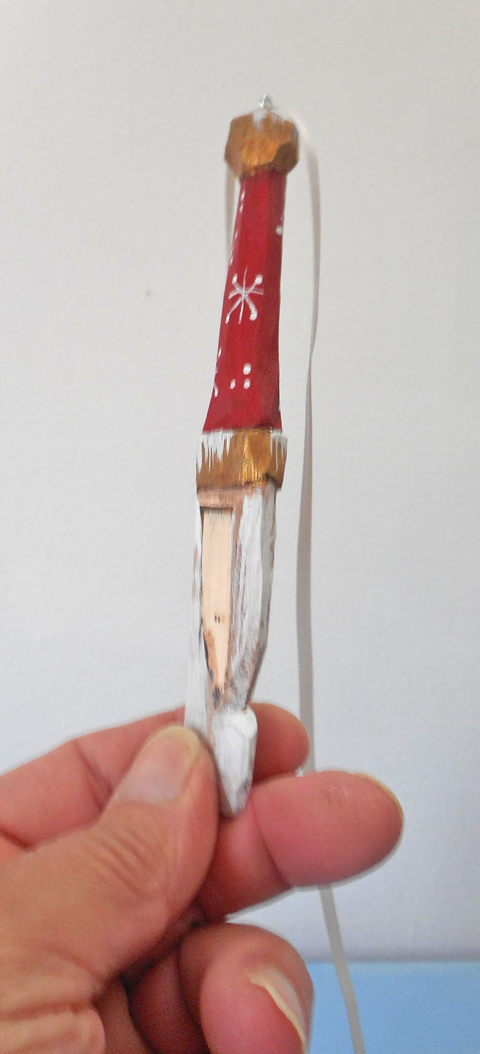 Tall hat Hand Carved Santa Claus Ornament