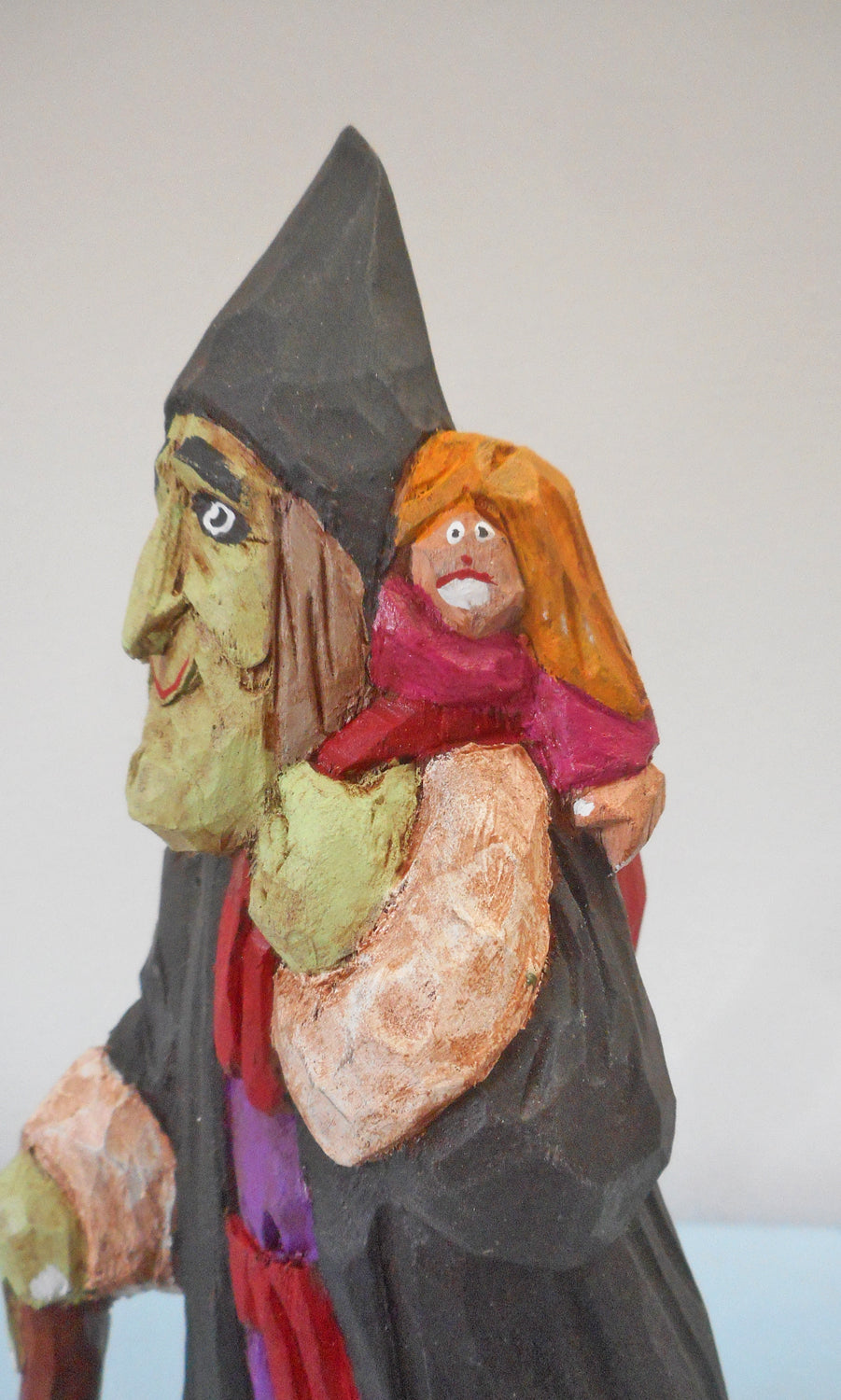 Halloween Witch Decoration Sculpture