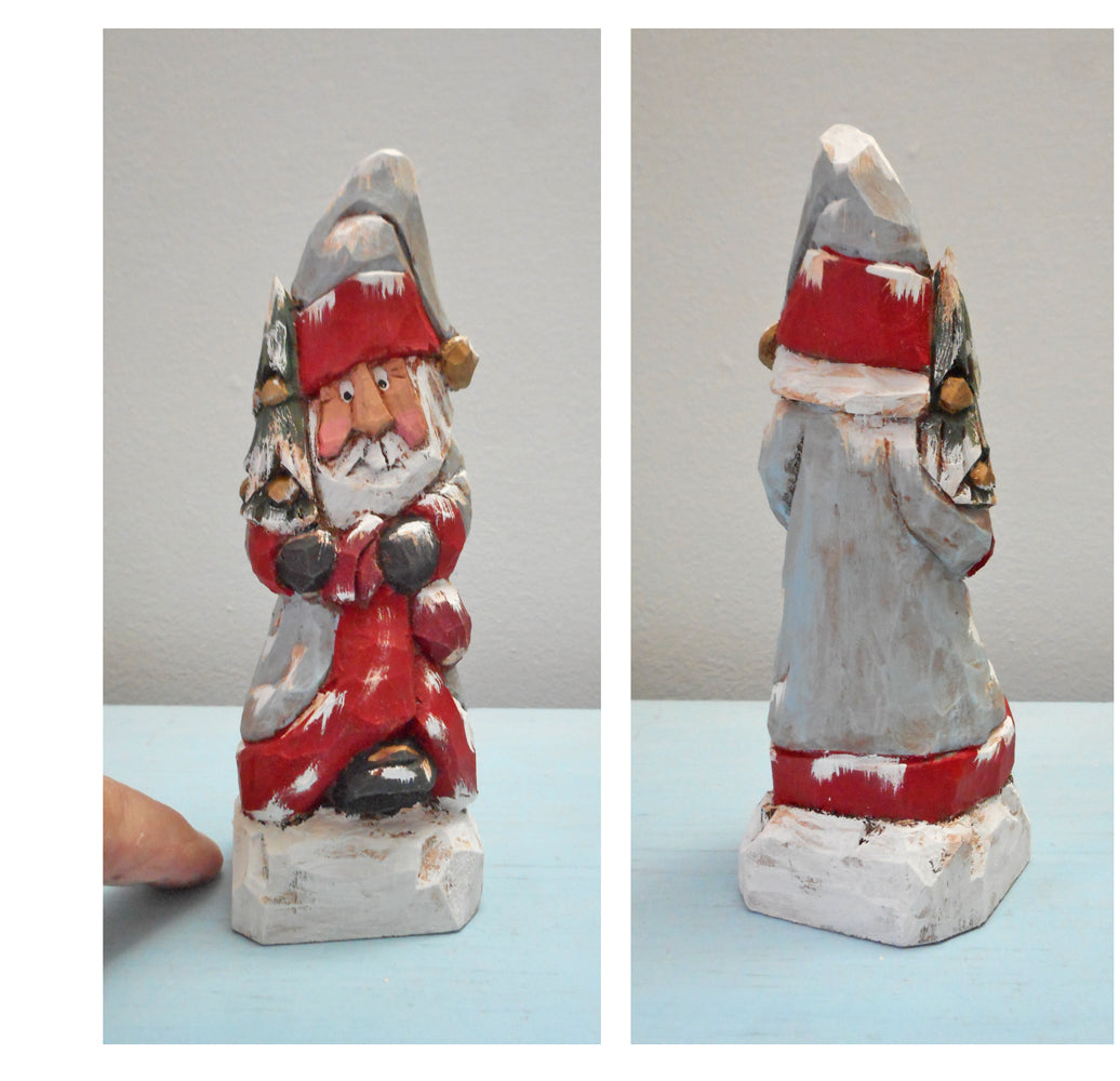 Old World Santa Claus Woodcarving