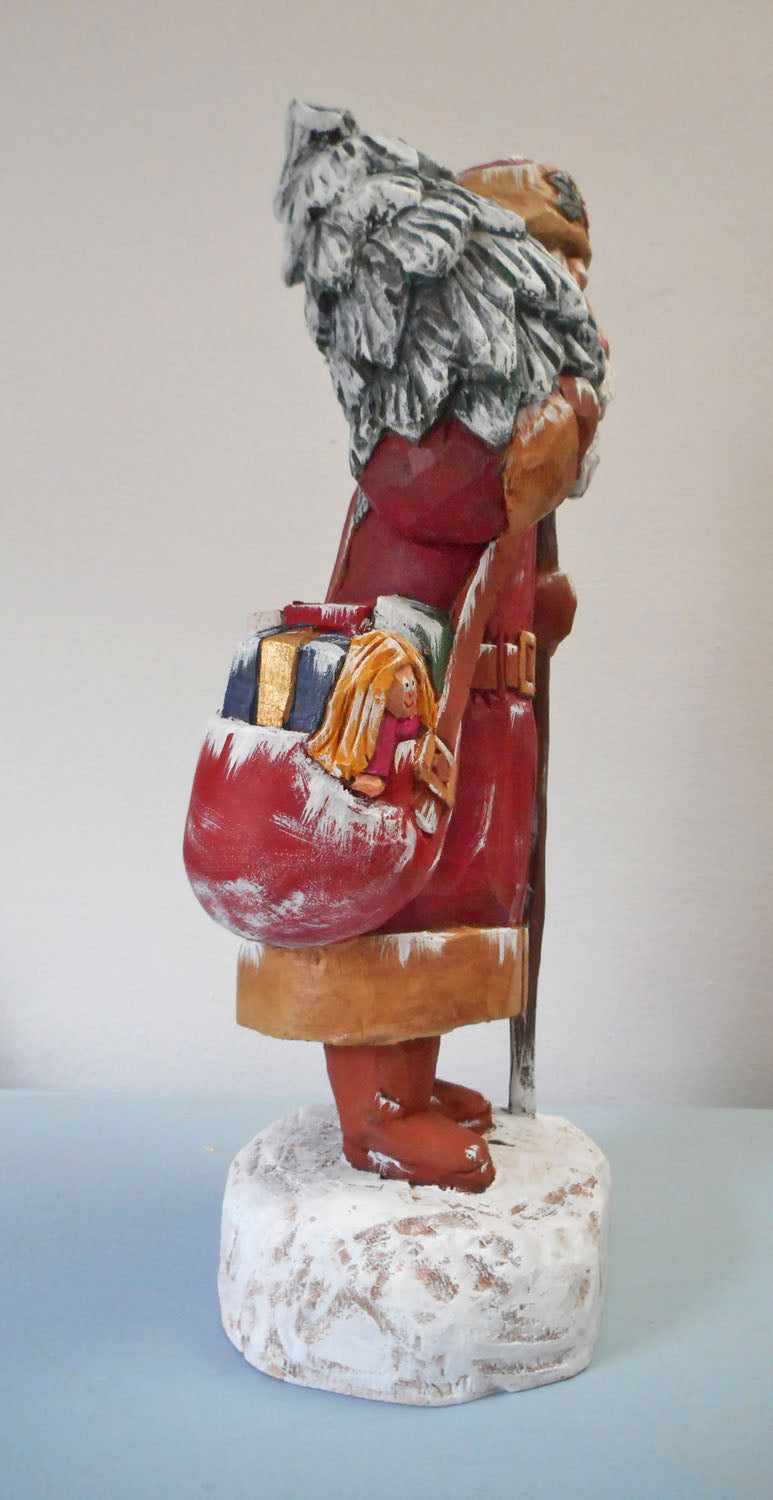 Christmas Traveler Santa Claus Sculpture