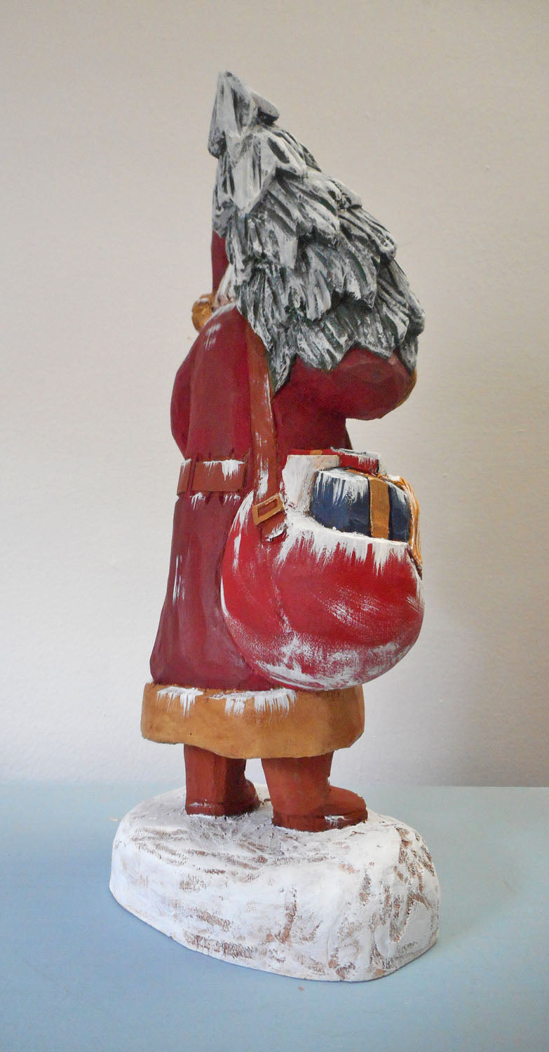 Christmas Traveler Santa Claus Sculpture