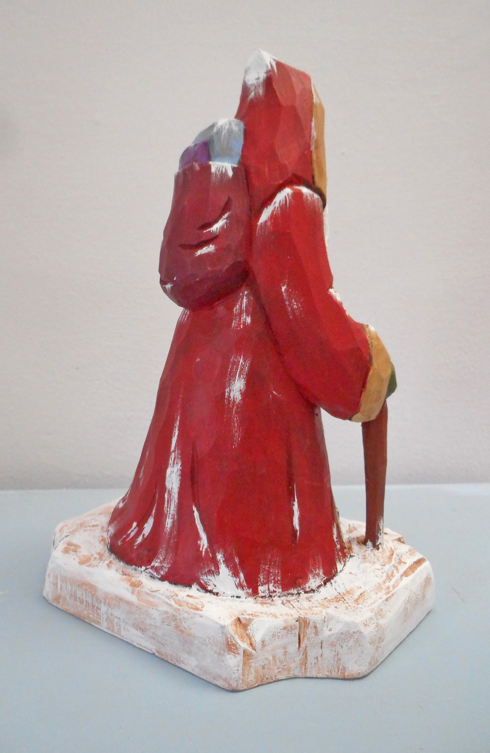 Robe Santa Claus with Christmas sack woodcarving