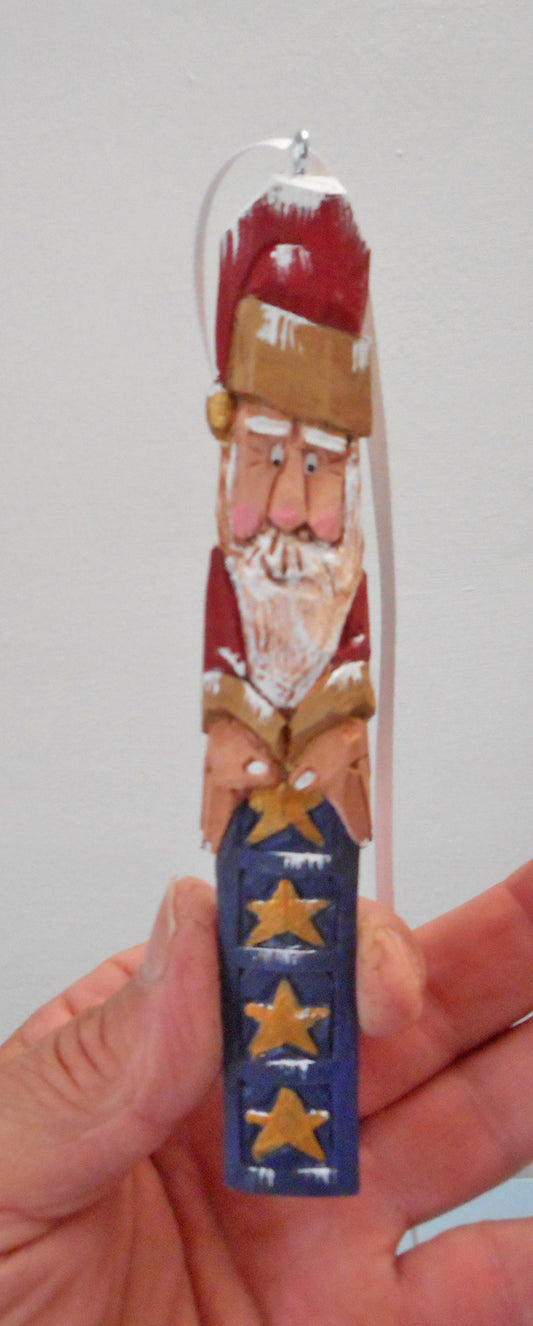 Santa Claus with Patriotic quilt ornament