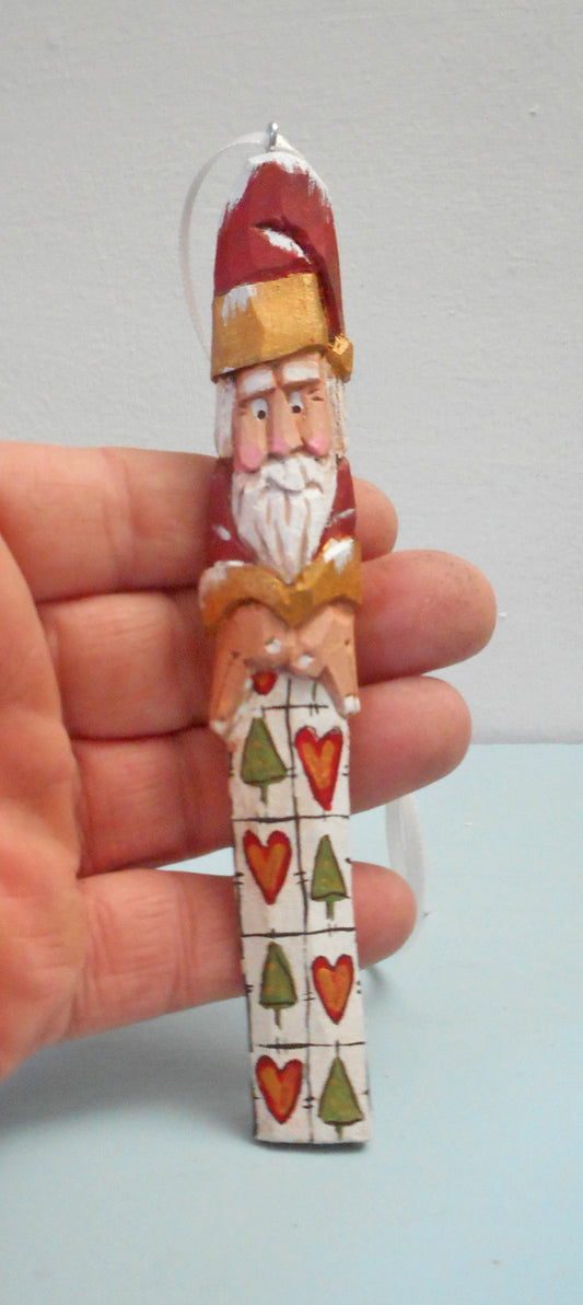 Santa Claus with Quilt Wood tree ornament